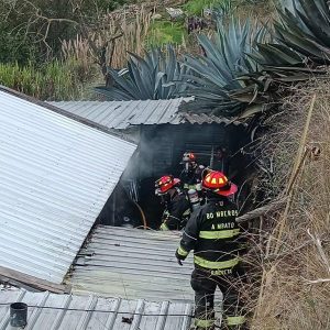 INCENDIO ESTRUCTURAL.📝🧑‍🚒🚨🚒🧯💦⛑️🪓🔥🏠